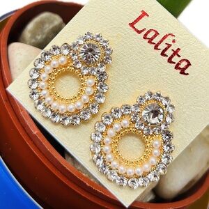 Elegant Goldplated Rhinestone embellised Faux Pearl Women's Fashion Earrings